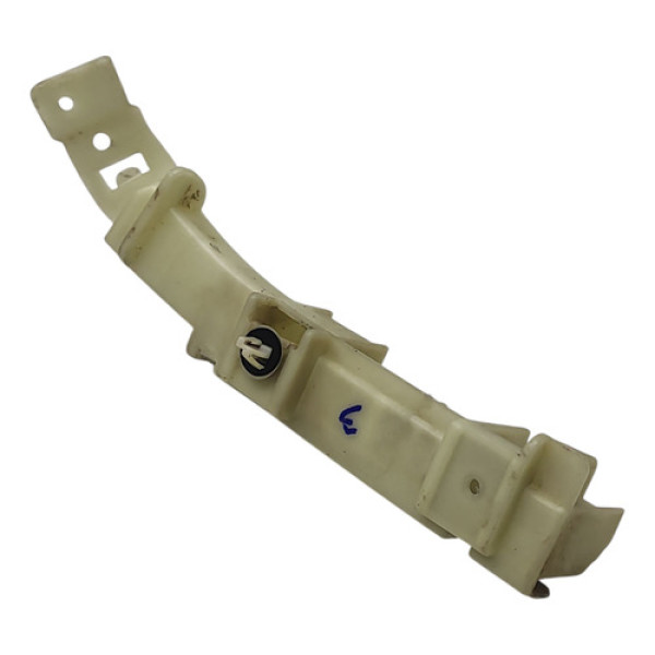 Guia Parachoque Traseiro Esquerdo Captiva 3.6 2008 2011