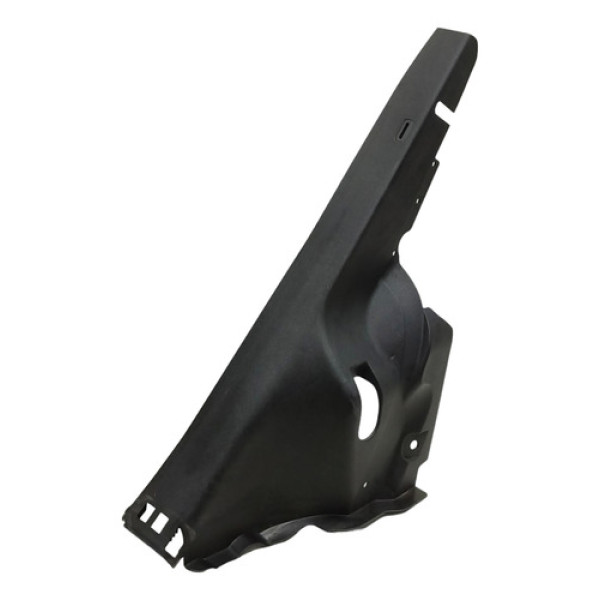 Acabamento Coluna Traseira Direita Chevrolet Onix 2013 2017